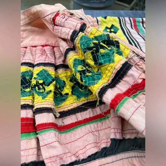 Vintage Seminole Indian child’s jacket. Hand sewn with so much color and detail! - Picture 3 of 8